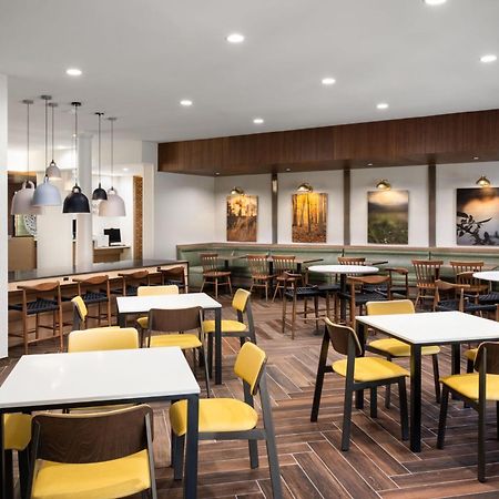 Fairfield By Marriott Inn & Suites Уейкрос Екстериор снимка
