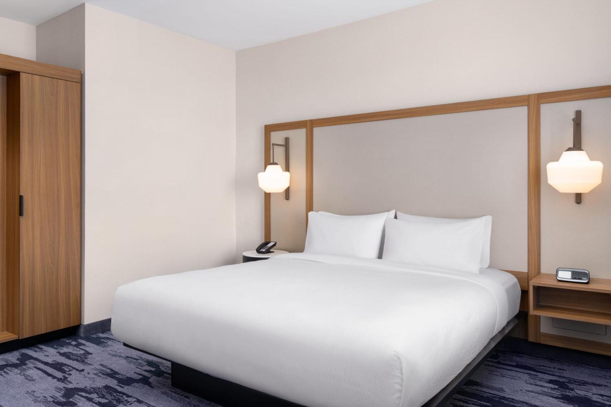 Fairfield By Marriott Inn & Suites Уейкрос Екстериор снимка
