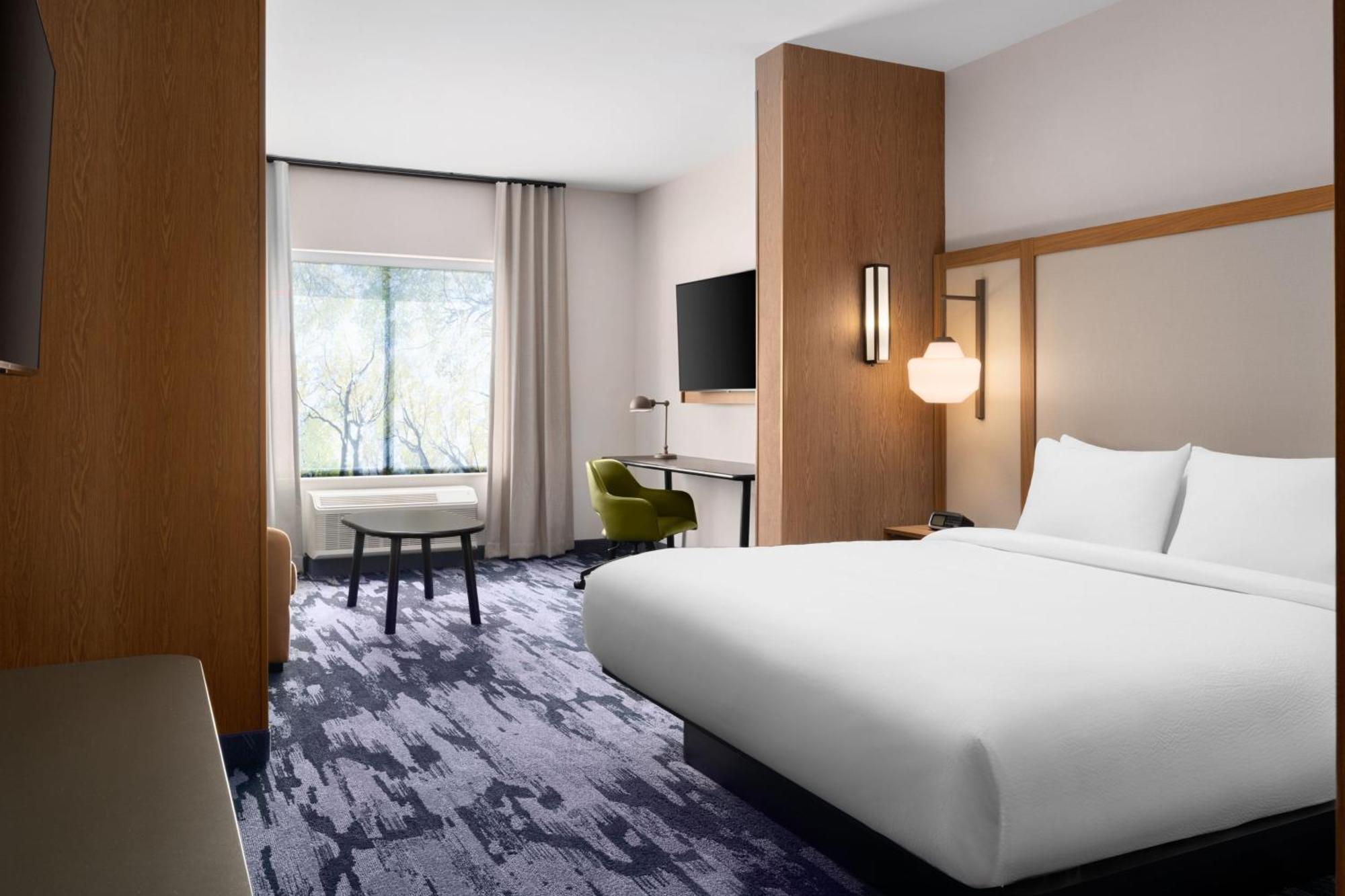 Fairfield By Marriott Inn & Suites Уейкрос Екстериор снимка